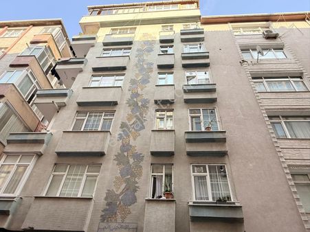 Bahçelievler Soğanlı Ferit Selimpaşa Yakını 3+1 120m² Asansörlü