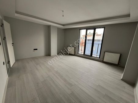 Veffa Gayrimenkulden Çayırova İnönüde Satılık 4+1 Üst Dubleks