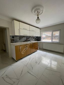 Plevne Mh 3+1 Salon Bağımsız Ulaşımlara Yakın Muazzam Konumda Bahçe Kat