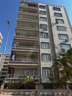 Kırmızı Gayrimenkulden Haliliye Karşıyaka Mahallesinde Satılık 3+1 Daire