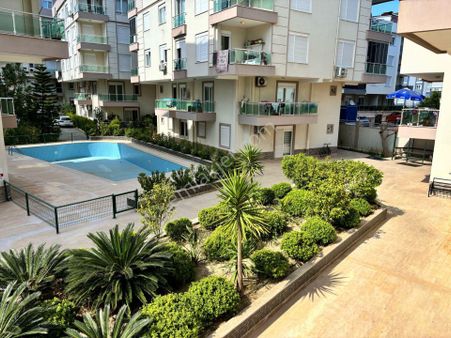 Şafak Emlak Kiralık Toros Mah Havuzlu Site İçerisinde 5+1 280 M2