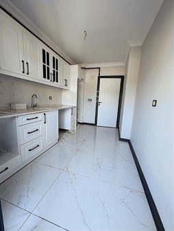 Yunuseli Güzel Lokasyonda 2+1 Ayrı Mutfaklı Geniş Daire