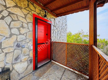 Çanakkale Ayvacık Sazlı Köyünde Fırsat Satılık Dubleks Villa