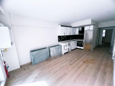 Güventepe Mah Kızılcahamam Ve Güventepe Cadde Yakını Sıfır 1+1