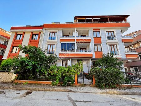 Yoldaş Emlaktan Mimar Sinan Mah 4+1 Satılık Dublex