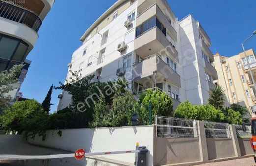 Meydankavağında Masrafsız Geniş 3+1 Daire