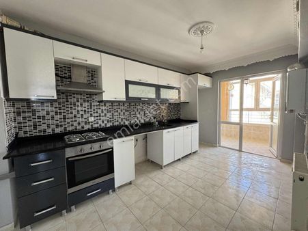 Tanrıverdi'den Kiralık Satıkadın Mah Yapılı 3+1 Daire