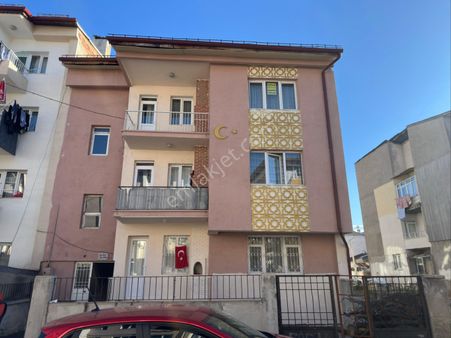 Şahbaz Emlak’tan | Akdeğirmen Mahallesi’nde Satılık 3+1 Daire