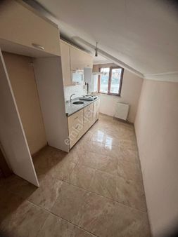 Arnavutköy Anadolu Mahallesi’nde Kiralık Çatı Katı Daire