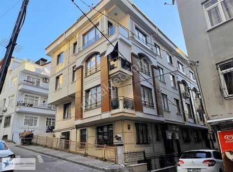 Kanyon'a 10dk Yürüme Mesafesinde Satılık Bölünmüş Çatı Dublex