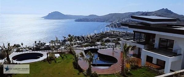 Yalıkavak Koyunda Deniz Ve Marina Manzaralı Eşsiz Malikane