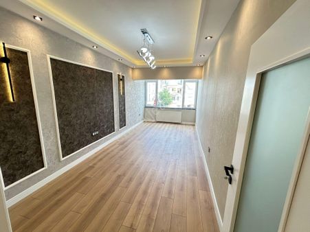 Taner'den Dikmen Cad'de 3+1 Bağımsız Süper Lüks 1.katta Arakat Ön Cephe