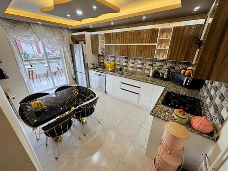 Okullar Bölgesinde 3+1 Full Yapılı Merkezi Lokasyon