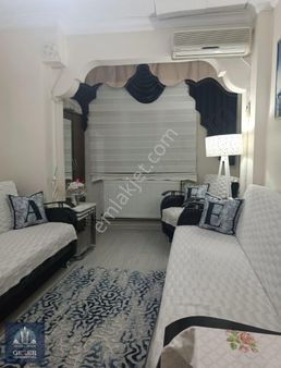 Satılık Küçükköy Merkezde Eşyalı 1+1 Daire