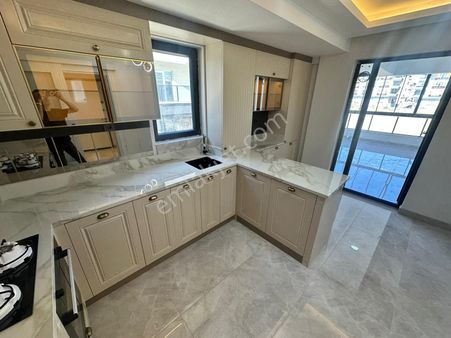 Ada Mutfak Şık Tasarım 4+1'lerin İçindeki En Moderni