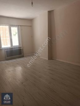 Küçükköy Beşyolda Masrafsız Bakımlı Kiralık 2+1 Daire