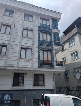 Satılık G.op Bağlarbaşı 6 Yaşında Orta Kat 2+1 Daire