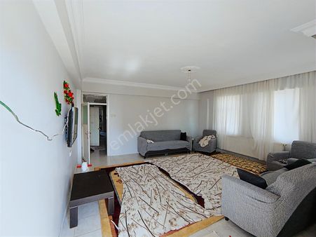 Babacandan Yenişehir'de Doğalgazlı Ara Kat Satılık Daire