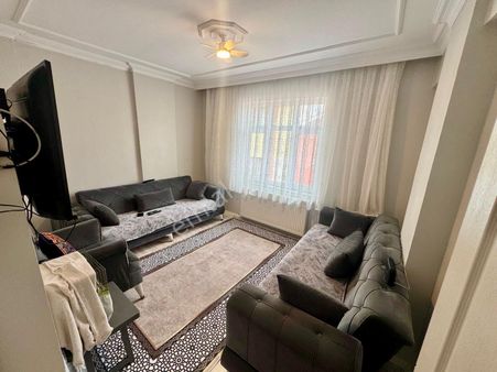 Lale Yapı'dan İ.paşa Mah 2+1 95m² Satılık Masrafszı Caddeye Yakın Ara Kat Daire
