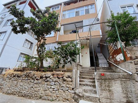 Pendik Esenyalı'da Satılık 2+1 Daire
