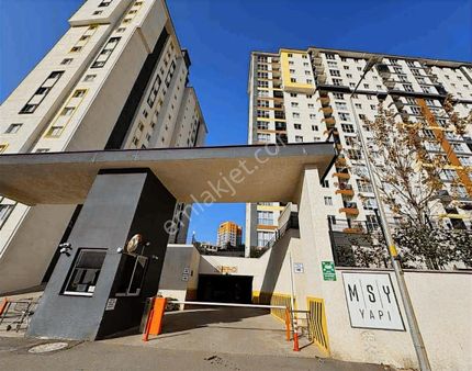 Manzara Kartal Sitesinde Ebeveyn Banyolu Kiralık 3+1 Daire