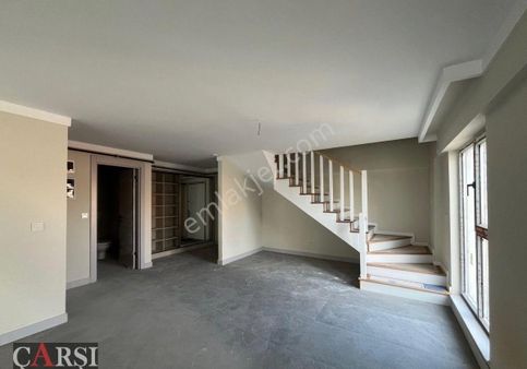 Çarşı"dan Köşe Parselde Sıfır Binada 3+1 Dubleks