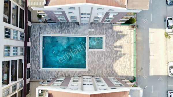 Yetkisi Yükselden Tam Donanımlı Sitede Ön Cephe Satılık 1+1daire