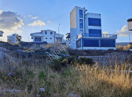 Mordogan Kamukentte 270 M2 2.5 Kat Dublex Vılla Imarlı Arsa