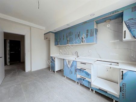 Tuğra'dan Zafer Mah. Havuzlu Site İçerisinde Sıfır 2+1 Daireler