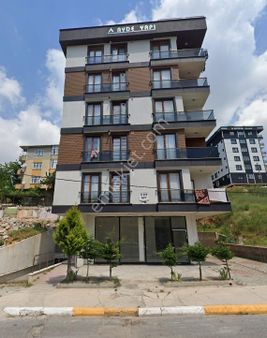 Sultanbeyli Yunus Emre Cad. Üzerinde Satılık 4+1 Dubleks Daire