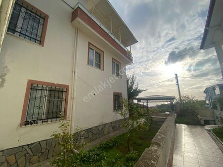 Cb King Den Altınolukda Deniz Manzaralı Komple Satılık 3 Katlı Bina