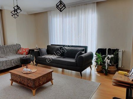 Kartal Esentepe De Satılık 2+1 Fırsat Daire