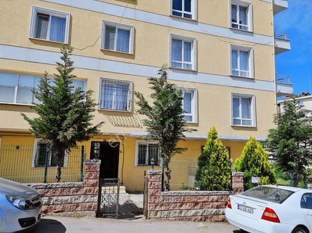 Kurtköy Eski Ankara Caddesinde Satılık 2+1 Daire
