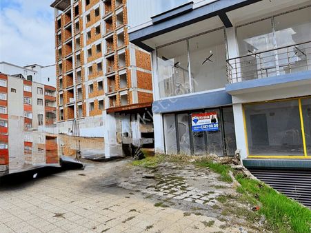 Kartal Hürriyet Mahallesi Anayol Cepheli Kiralık Dükkan