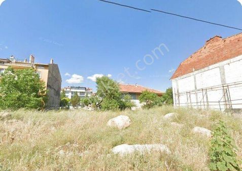 Uşak Merkez Kemalöz'de Merkezi Konumda Satılık Arsa