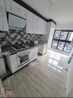 Aydınlıkevler'de 3+1 Kiralık Daire-taner Emlak İnşaat