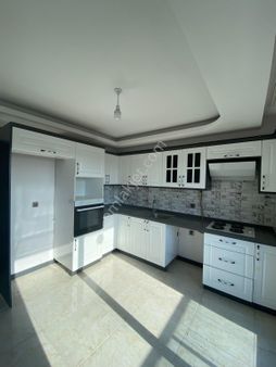 Ayrancılar İnönü Mahallesi’nde 2 + 1 Havuzlu Sitede Satılık Daire