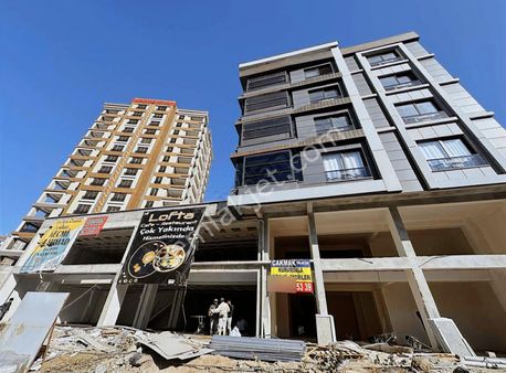 Karaköprü Akbayır Mahallesinde Süper Lüks Tekli Kocaman Daire