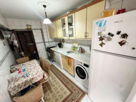 Relax'tan Ayvalı Merkez De Bagımsız Orta Kt Mantlomalı 3+1 Kacmz