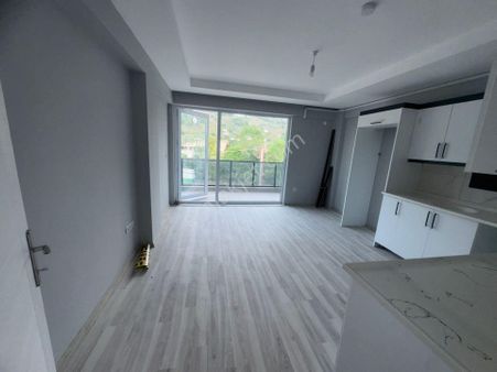 İnanç Emlaktan Aksuda Cadde Üzerinde 2+1 Sıfır Kiralık Daire