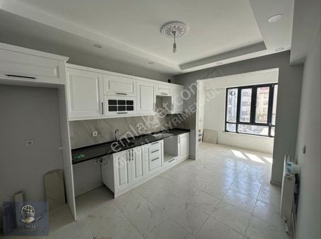 Şeyhsinan'da Bulvar Cephe Ebeveyn Banyolu Lüx 3+1 !!