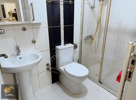 Fırsat Fiyat Çarşı Merezde Satılık 2+1 Daire