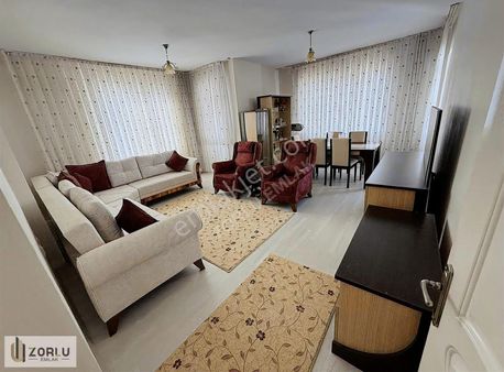 Atatürk Mahallesinde Tramvay Durağına 100 M 3+1 Satılık Daire