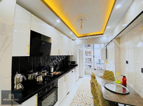 Efe Gayrimenkul'den Yenibayındır'da Ara Katta Full Yapılı 3+1!!!