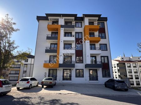 Şanlıbaba Emlak'tan F.sultan Mehmet Mah.kiralık 1+1 Daire