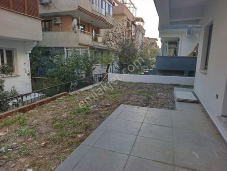 Çandarlı Merkezde Satılık Sıfır 1+1 Daire