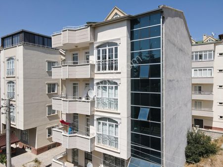 Şanlıbaba Emlak'tan Güzelyurt Mah Satılık 3+1 Ara Kat Daire