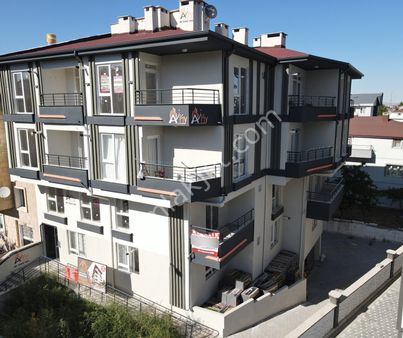 Şanlıbaba Emlak 20 Temmuz Mahallesinde Satılık 1+1 Ara Kat Daire