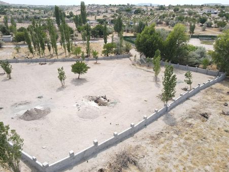 Şanlıbaba Emlak'tan Çat Yolunda Satılık 3196 M2 Arazi