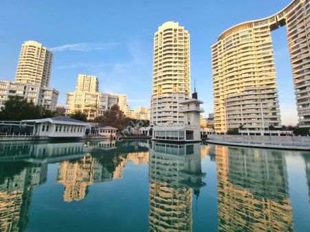 Ahmet Sezer'den İstanbul Saraylarında Sıfır 1+1 Kiralık Daire